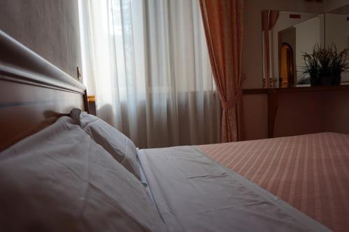 Green Hotel Рим Экстерьер фото